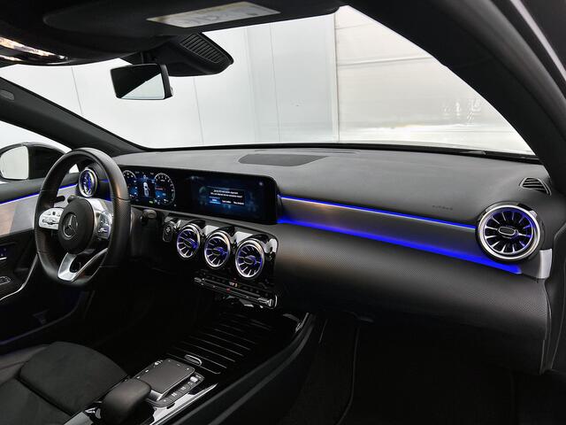Mercedes-Benz A-KLASSE 250 e AMG Line | Panoramadak | Achteruitrijcamera | Multibeam Koplampen | Nightpakket | Inclusief 24 maanden MB Certified garantie voor Europa.