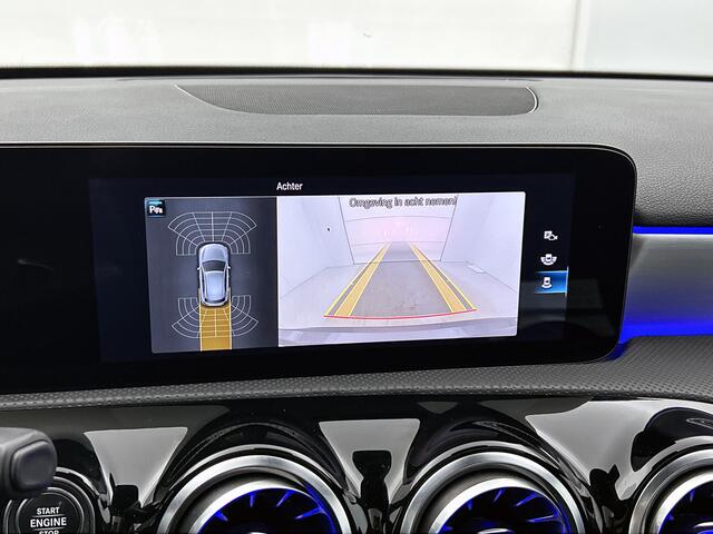 Mercedes-Benz A-KLASSE 250 e AMG Line | Panoramadak | Achteruitrijcamera | Multibeam Koplampen | Nightpakket | Inclusief 24 maanden MB Certified garantie voor Europa.
