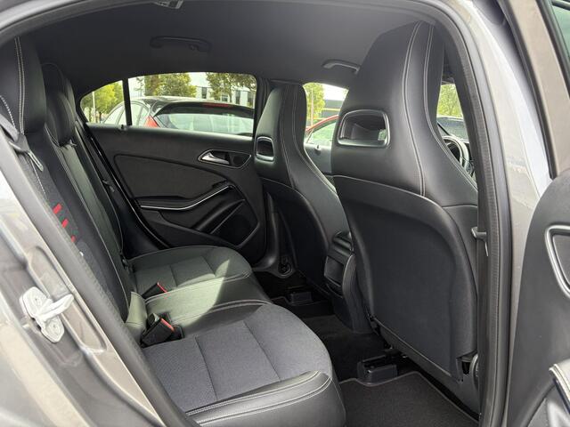 Mercedes-Benz A-KLASSE 180 Business Solution 2e Eigenaar,Dealer Onderhouden,Camera,Carplay,Stoelverw,123pk,Halfleder,Airco,Cruise,Lm velgen,Pdc V+A,6 Bak,N.A.P,Apk tot 03-2027
