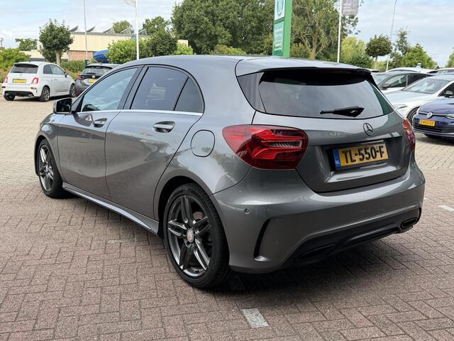 Mercedes-Benz A-KLASSE 180 Business Solution AMG PARKEERSENSOREN | NAVIGATIE | AIRCO | LED | KEYLESS-GO