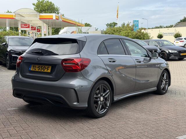 Mercedes-Benz A-KLASSE 180 Business Solution AMG PARKEERSENSOREN | NAVIGATIE | AIRCO | LED | KEYLESS-GO