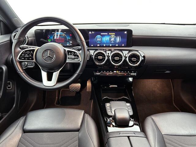 Mercedes-Benz A-KLASSE 250 e Plug-In Hybrid CAMERA | 1/2 LEER | FULL-LED | NAVI