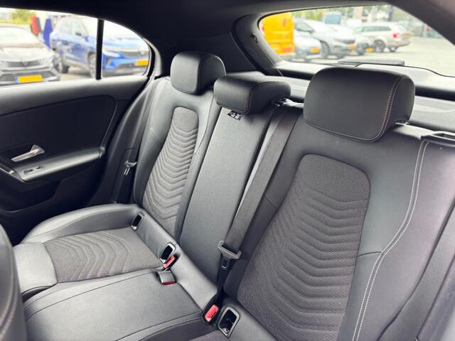 Mercedes-Benz A-KLASSE 250 E Hybrid BUSINESS LINE Camera