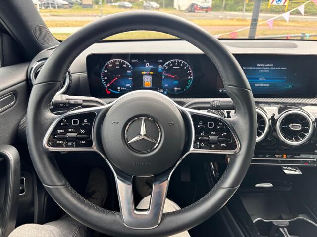 Mercedes-Benz A-KLASSE 250 E Hybrid BUSINESS LINE Camera