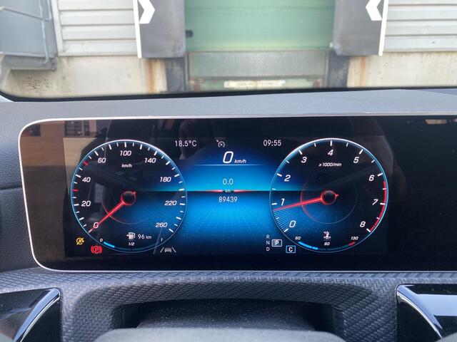 Mercedes-Benz A-KLASSE 180 Business Solution