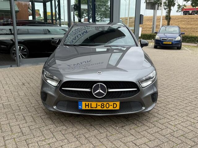 Mercedes-Benz A-KLASSE 180 BUSINESS SPORT AIRCO NAVI PDC-CAMERA