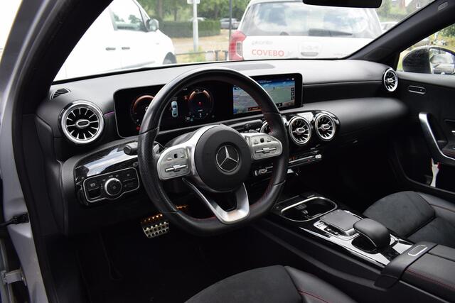 Mercedes-Benz A-KLASSE 250 Premium Plus | AMG | Night | Pano | ACC | Half Leer