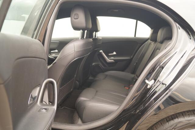 Mercedes-Benz A-KLASSE 180 Automaat Business Solution Luxury -LEER-ECC-PDC-