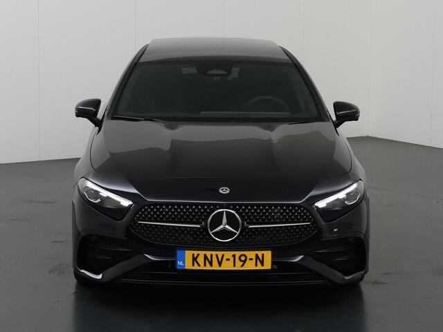Mercedes-Benz A-KLASSE 180 Business Solution AMG | Panoramaschuifdak | Premium plus | Head-Up | Stoelverwarming | Achteruitrijcamera | MULTIBEAM LED |