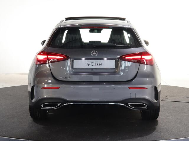 Mercedes-Benz A-KLASSE 180 Business Solution AMG | Panoramaschuifdak | Stoelverwarming | Achteruitrijcamera | MULTIBEAM LED |