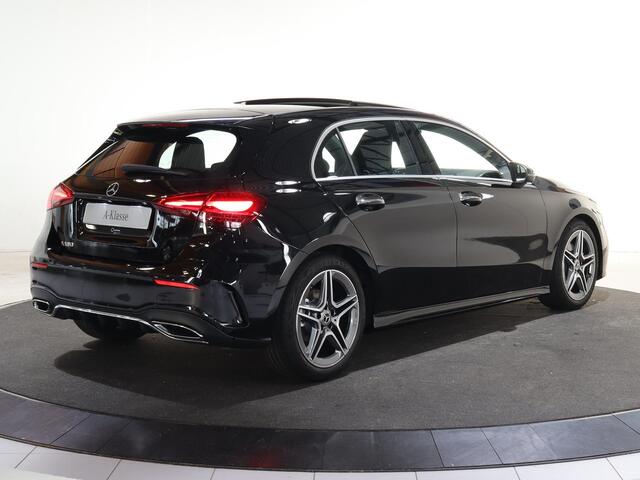 Mercedes-Benz A-KLASSE 180 Business Solution AMG | Panoramaschuifdak | Stoelverwarming | Achteruitrijcamera | MULTIBEAM LED |