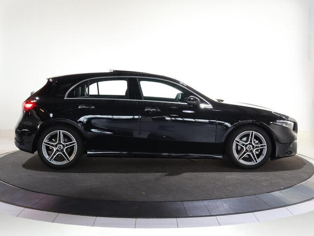 Mercedes-Benz A-KLASSE 180 Business Solution AMG | Panoramaschuifdak | Stoelverwarming | Achteruitrijcamera | MULTIBEAM LED |
