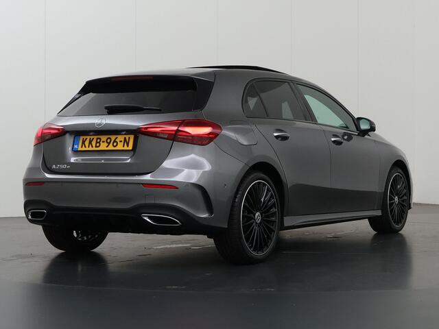 Mercedes-Benz A-KLASSE 250e Business Solution AMG | Panoramaschuifdak | Premium Plus | Head-up display | Dodehoekassistent |