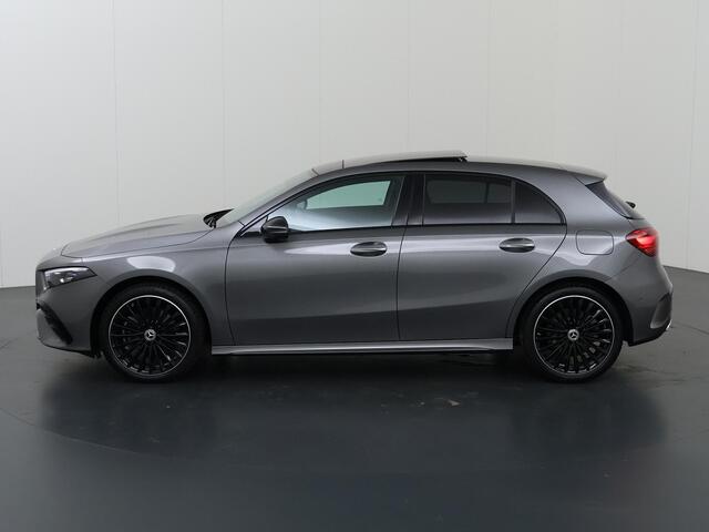 Mercedes-Benz A-KLASSE 250e Business Solution AMG | Panoramaschuifdak | Premium Plus | Head-up display | Dodehoekassistent |