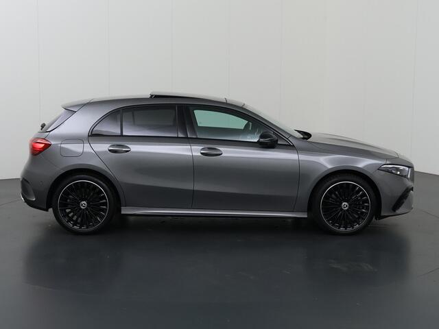 Mercedes-Benz A-KLASSE 250e Business Solution AMG | Panoramaschuifdak | Premium Plus | Head-up display | Dodehoekassistent |