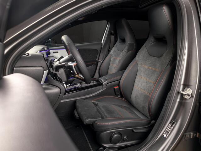 Mercedes-Benz A-KLASSE Hatchback 250 e Business Solution AMG Panorama dak