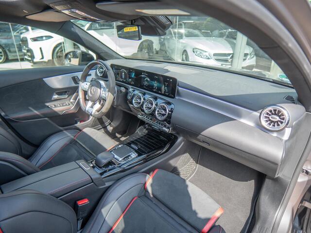 Mercedes-Benz A-KLASSE AMG 45 S 4MATIC+ Premium Plus | Schaalstoelen | Hud | Pano | Dealer onderhouden