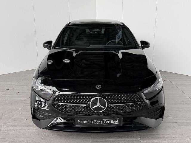 Mercedes-Benz A-KLASSE 180 Star Edition AMG Line | Panoramadak | 19 inch LM velgen | Night pakket | Multibeam Led verlichting |