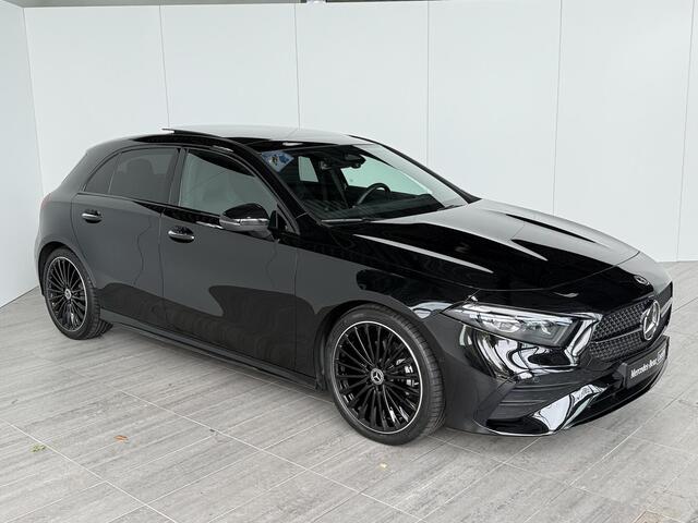 Mercedes-Benz A-KLASSE 180 Star Edition AMG Line | Panoramadak | 19 inch LM velgen | Night pakket | Multibeam Led verlichting |