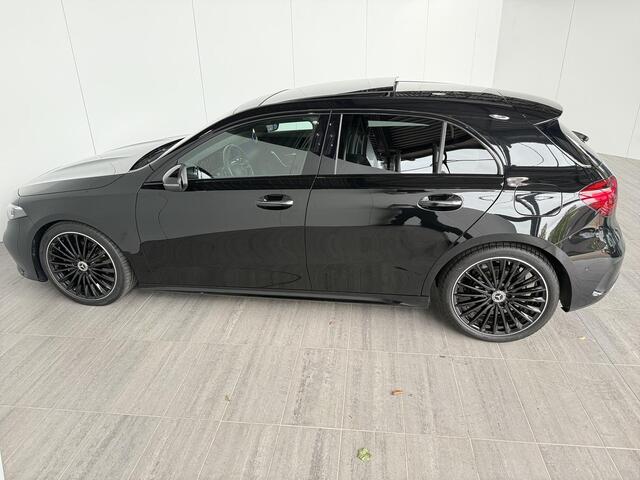 Mercedes-Benz A-KLASSE 180 Star Edition AMG Line | Panoramadak | 19 inch LM velgen | Night pakket | Multibeam Led verlichting |