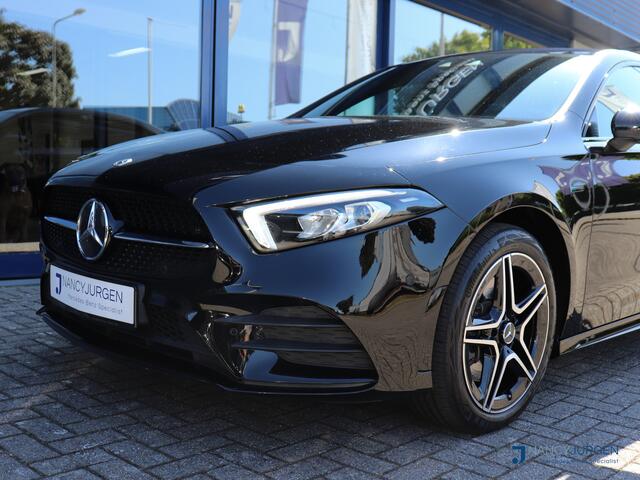 Mercedes-Benz A-KLASSE 250 e Business | AMG Ed. | 8G Aut. | MBUX | Night Pakket | Ambiente | Apple Car Play/Android Auto | Parkeer Assist. | 18 " LM Velgen |