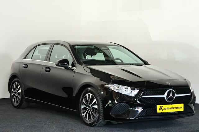 Mercedes-Benz A-KLASSE 180 Business Line / Navigatie / Camera / Cruisecontrol / Bluetooth