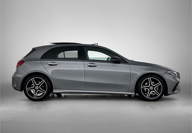 Mercedes-Benz A-KLASSE 180 Business Solution AMG | Nightpakket | Parkeerpakket met achteruitrijcamera | KEYLESS GO | Sfeerverlichting | MULTIBEAM LED | Extra USB-poorten | Verwarmde stoelen vooraan |