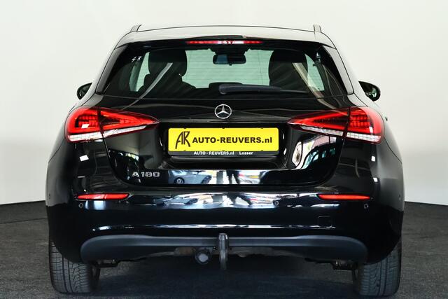 Mercedes-Benz A-KLASSE 180 / Navi / Cruisecontrol / Trekhaak