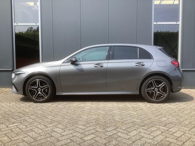 Mercedes-Benz A-KLASSE 250e Plug in Hybrid AMG line I dealer onderhouden