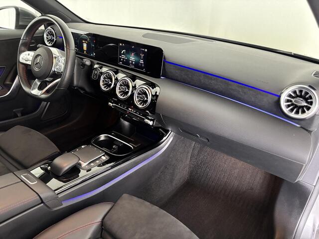 Mercedes-Benz A-KLASSE 180 Business Solution AMG | Panoramadak | Apple-Android | Stoelverwarming