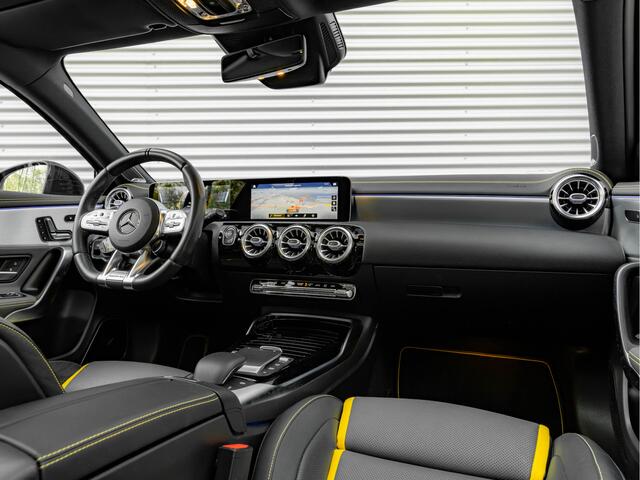Mercedes-Benz A-KLASSE AMG 45 S 4MATIC+ - Pano - Schaalstoelen - Milltek Uitlaat - Distronic