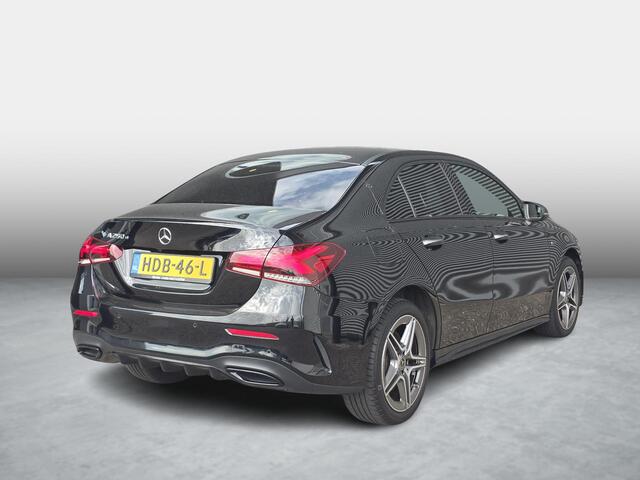 Mercedes-Benz A-KLASSE 250 e Business Solution AMG Limited | Panoramadak | Stoelverwarming | Apple Carplay & Android auto