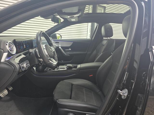 Mercedes-Benz A-KLASSE 250 e Business Solution AMG Limited | Panoramadak | Stoelverwarming | Apple Carplay & Android auto