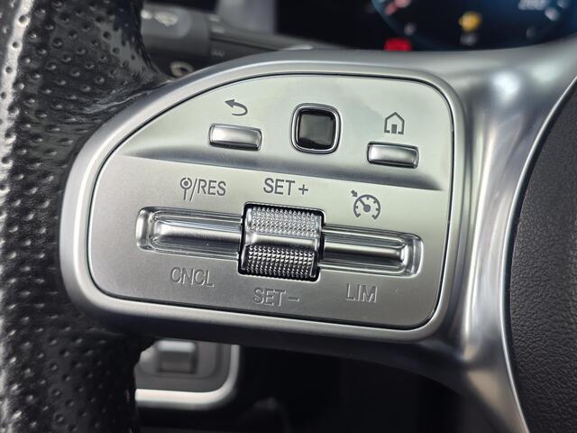 Mercedes-Benz A-KLASSE 250 e Business Solution AMG Limited | Panoramadak | Stoelverwarming | Apple Carplay & Android auto