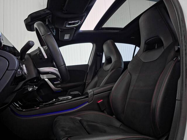 Mercedes-Benz A-KLASSE 180 AMG | Burmester | Panoramadak | Multibeam | Memory | Camera