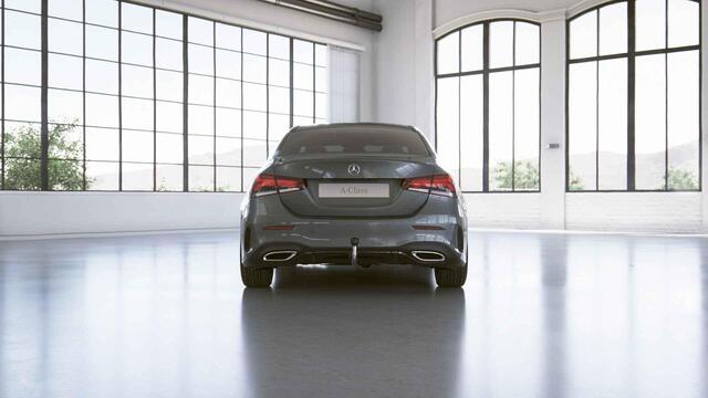 Mercedes-Benz A-KLASSE 250 e AMG Line | Panoramadak | Trekhaak | Apple carplay | Stoelverwarming |