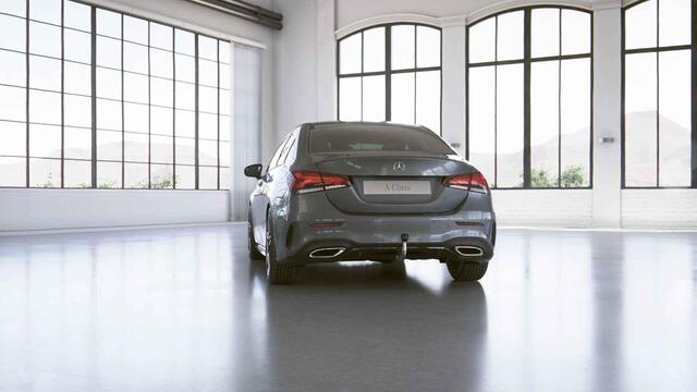 Mercedes-Benz A-KLASSE 250 e AMG Line | Panoramadak | Trekhaak | Apple carplay | Stoelverwarming |