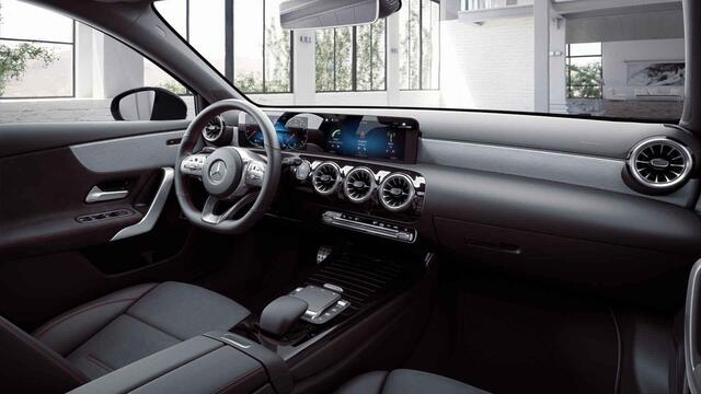 Mercedes-Benz A-KLASSE 200 Business Solution AMG | Panoramadak | Night pakket | Stoelverwarming | Apple carplay |