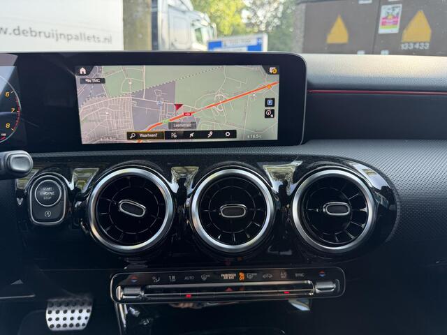 Mercedes-Benz A-KLASSE 180 Business Solution AMG Night Upgrade