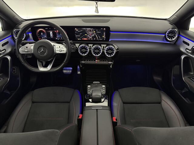 Mercedes-Benz A-KLASSE 200 AMG | Pano | Sfeer | Virtual | Camera | Burmester | Carplay | Trekhaak | Memory | NAP
