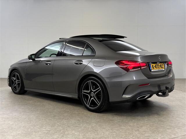 Mercedes-Benz A-KLASSE 200 AMG | Pano | Sfeer | Virtual | Camera | Burmester | Carplay | Trekhaak | Memory | NAP