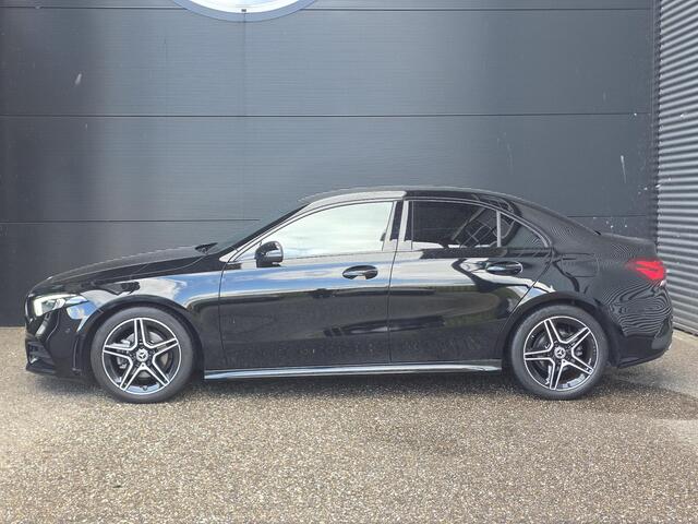 Mercedes-Benz A-KLASSE 180 Business Solution AMG