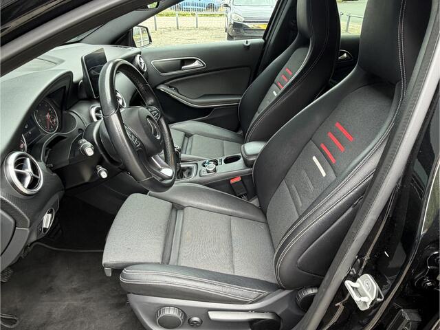 Mercedes-Benz A-KLASSE BWJ 2017 | 180 d Business Solution | CLIMA | NAVI | CAMERA A | SPORSTOELEN | LEDER/STOF | PDC 2X | LED/XENON | AMG SPOILER | DONKER GLAS |