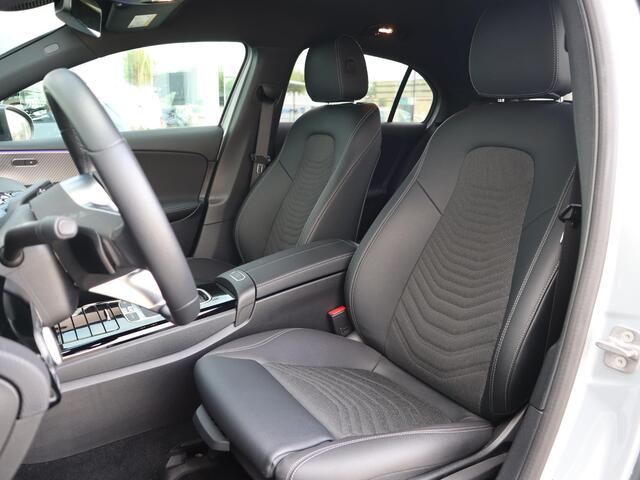 Mercedes-Benz A-KLASSE 250 e Business Line l Keyless l Achteruitrij camera l Stoelverwarming