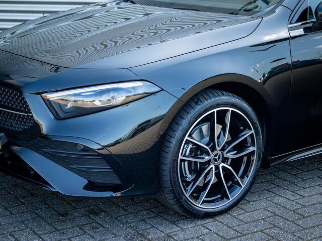 Mercedes-Benz A-KLASSE Hatchback 250 e Business Solution AMG Premium PLUS | Panorama dak