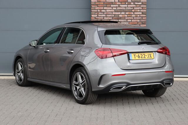 Mercedes-Benz A-KLASSE 250 e AMG Line | Facelift | Panoramadak | Sfeerverlichting | Camera | Zitcomfortpakket | Keyless Go | Stoelverwarming | Widescreen |