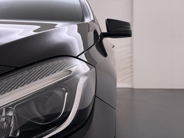 Mercedes-Benz A-KLASSE 180 Business Solution Navigatie | Camera | LMV