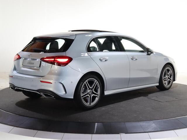 Mercedes-Benz A-KLASSE 180 Business Solution AMG | 30-06-2026 Beschikbaar | Panoramaschuifdak | Achteruitrijcamera | Nightpakket | MULTIBEAM LED | Stoelverwarming |