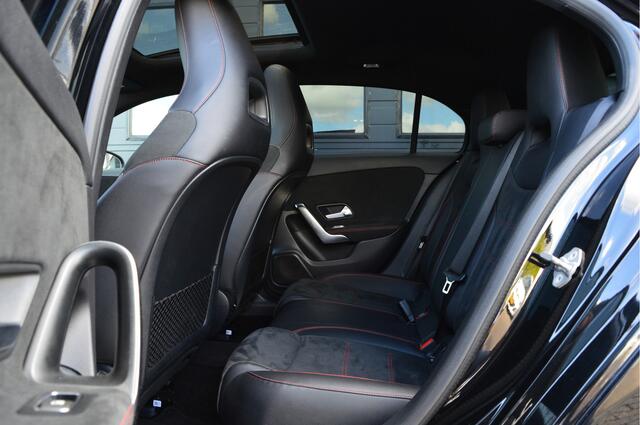 Mercedes-Benz A-KLASSE 200 Business Solution AMG | PANO | CAMERA | ORG. NL |