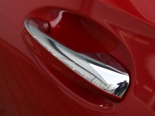Mercedes-Benz A-KLASSE 250 e Star Edition Luxury Line l Trekhaak l Keyless l Stoelverwarming